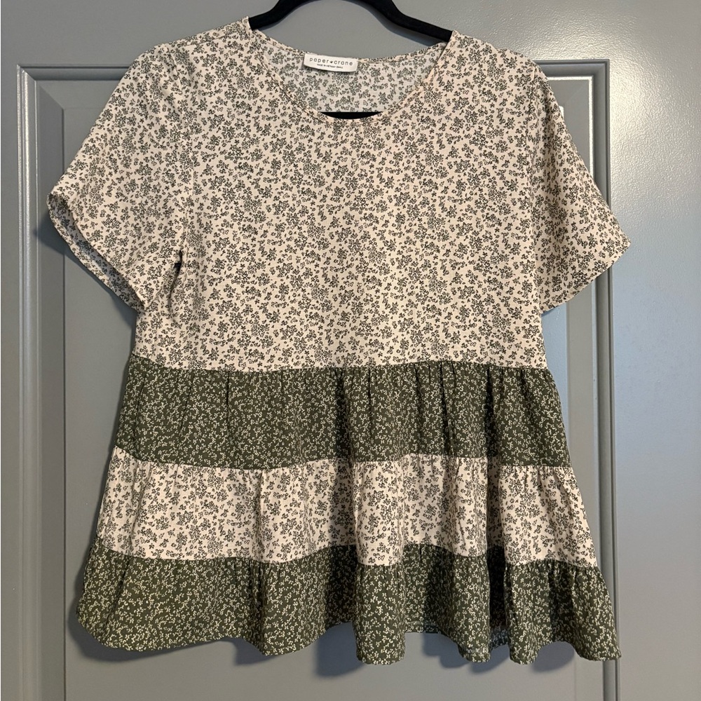 Floral Ruffle Bottom Short Sleeve Top
